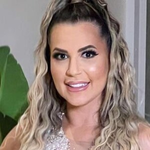 Deolane Bezerra disse que não acusou Jojo Todynho de copiar sua profissão