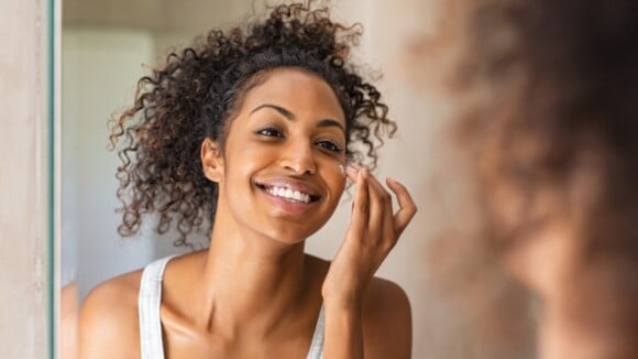 Você sabe a diferença entre cosmético e dermocosmético? Descubra a função de cada um, como usar e dicas de produtos