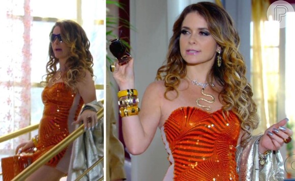 Malvada, mas com muito bom humor, Chayene (Cláudia Abreu), não tirava seus colares de cobra e do seu nome, em 'Cheios de Charme' (2012)