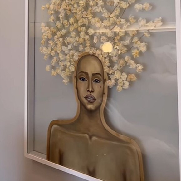 Uma foto da irmã de Juliette se transformou em uma obra de arte exclusiva e muito delicada