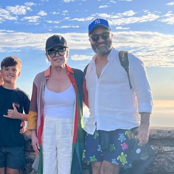 Ana Maria Braga também apareceu em outra foto com o namorado, Fábio Arruda