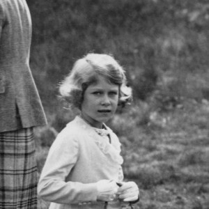 Rainha Elizabeth II aos 7 anos