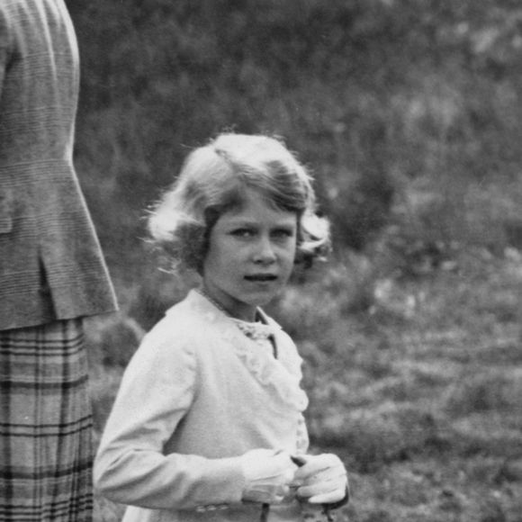 Rainha Elizabeth II aos 7 anos