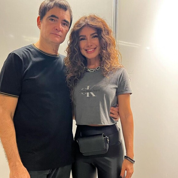 Foto de Paula Fernandes com Samuel Rosa também ajudou a gerar comentários sobre o rosto da cantora