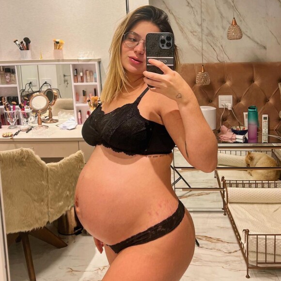 Grávida, Viih Tube já publicou um 'tour' pelo próprio corpo