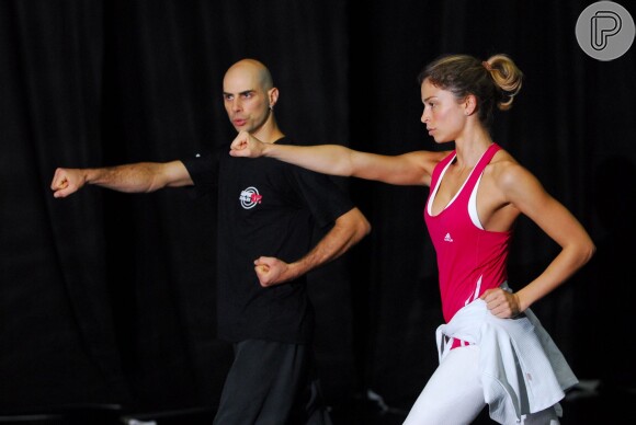 Para viver a vilã Deodora, Grazi Massafera investiu pesado na preparação física e aprendeu até a lutar kung fu