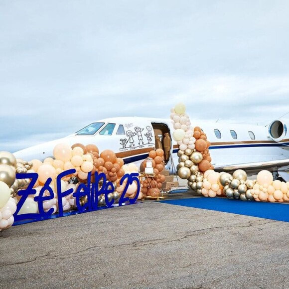 Virgínia Fonseca presenteou Zé Felipe com um avião Citation Excel modelo 560XL, da fabricante Cessna
