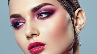 Blush Draping: descubra o que é! Essas opções de blush são perfeitas para técnica em alta no momento