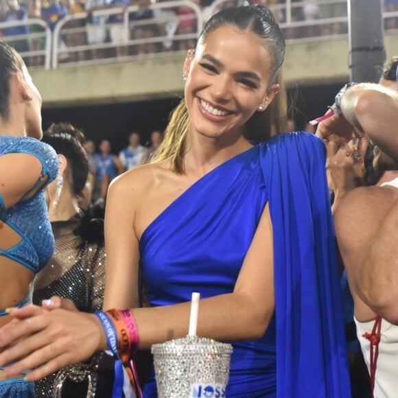 Bruna Marquezine entrou para o elenco de 'Besouro Azul'