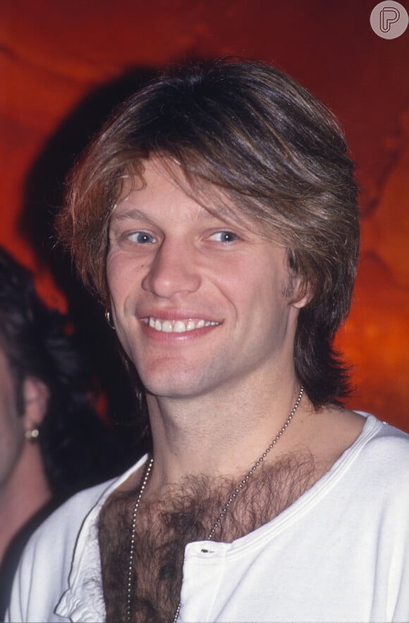 Jon Bon Jovi disse para Bruna Lombardi que 'gastaria muito dinheiro para fazer uma garota como ela feliz'