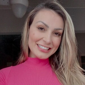 Andressa Urach foi acusada pelo ex-marido de ter voltado à prostituição após separação