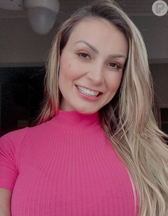 Andressa Urach foi acusada pelo ex-marido de ter voltado à prostituição após separação