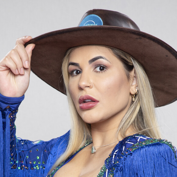 Deolane Bezerra ganhou este apelido em 'A Fazenda 14'