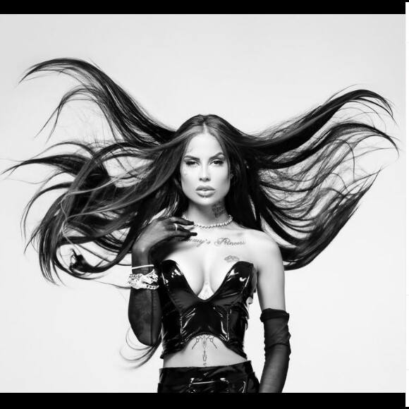 Tati Zaqui postou um longo texto em suas redes sociais sobre o que passou nas últimas semanas