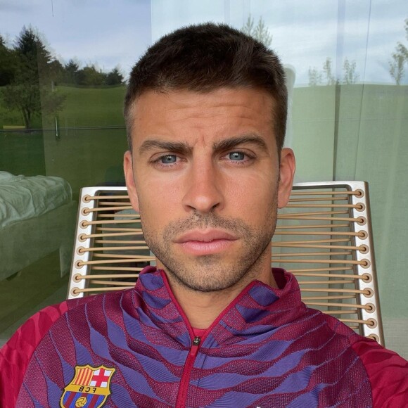 Piqué fez a sua carreira como jogador principalmente no time do Barcelona e na seleção Espanhola.