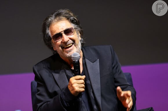 Al Pacino atualmente tem 83 anos.