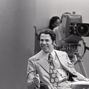Silvio Santos estreou seu programa dominical em 1963 na extinta TV Paulista