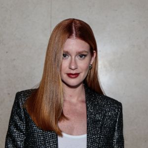 Marina Ruy Barbosa exibiu o novo corte de cabelo, caracterização de sua personagem para a próxima novela das 19h