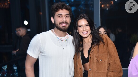 Gustavo Mioto e Ana Castela finalmente assumiram o seu romance após meses.