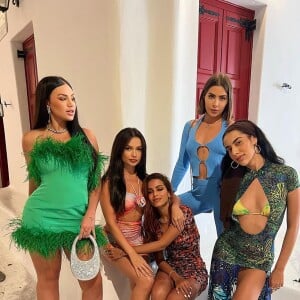 Anitta, Vivi Wanderley, Jade Picon e Juliette estão de férias na Europa