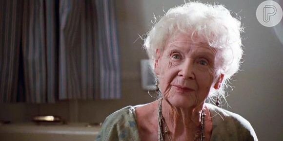 Gloria Sturt fez a personagem Rose no filme Titanic mais velha.