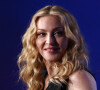 Madonna foi internada, no último sábado (24), por conta de uma grave infecção bacteriana. A cantora chegou a passar uma noite intubada, segundo informações do Page Six