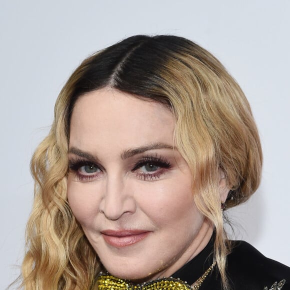 Madonna internada em UTI: 'Todos acreditavam que poderíamos perdê-la e essa tem sido a realidade da situação', completou o familiar