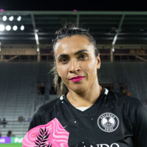 Marta é a jogadora mais bem paga da Copa do Mundo Feminina