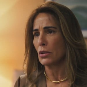 Novela 'Terra e Paixão': No capítulo de sábado, 15 de julho de 2023, Irene (Glória Pires) dá uma surra em Berenice (Thati Lopes)