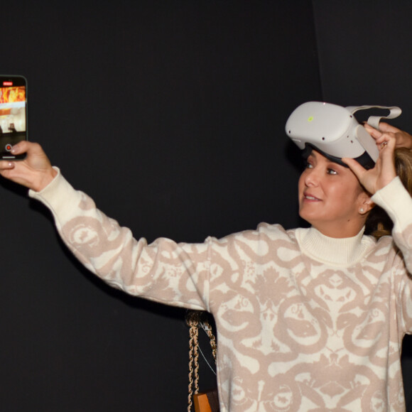 Ticiane Pinheiro registrou em seu smartphone os detalhes da exposição de Michelangelo e Da Vinci