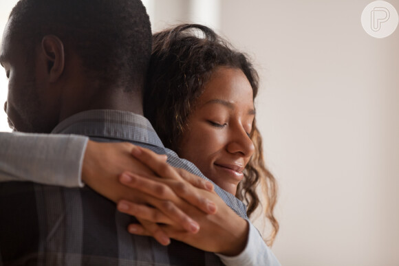 Relembre o motivo pelo qual você e seu parceiro começaram a ficar juntos para manter um casamento duradouro