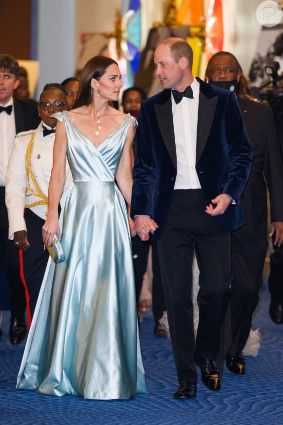 Kate Middleton: vestido Phillipa Lepley vale aproximadamente US$14.600 – em torno de R$70 mil