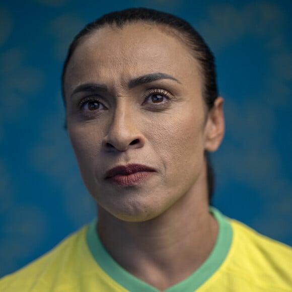 Marta é a jogadora mais rica do mundo, mas não é quem recebe o maior salário