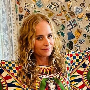 Look estampado de Angélica chamou atenção dos seguidores