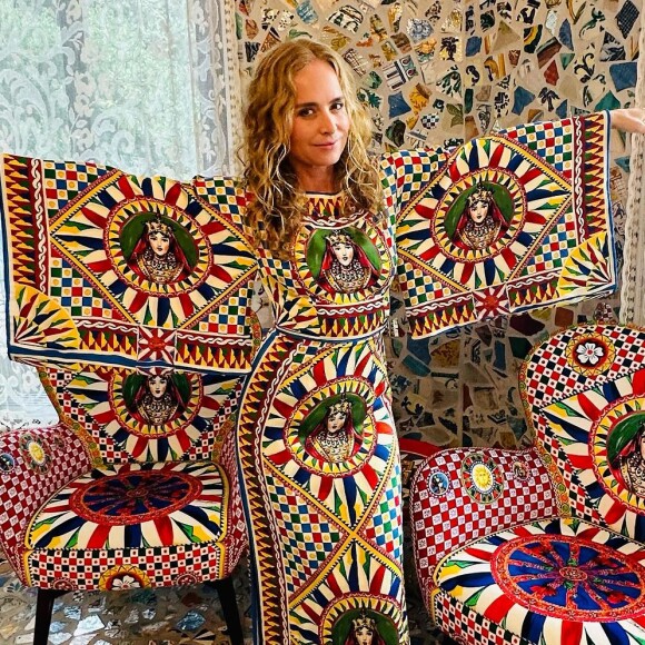 Look estampado de Angélica chamou atenção dos seguidores