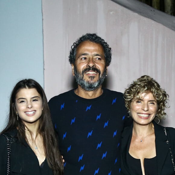 Ex de Preta Gil, Marcos Palmeira foi ao aniversário da cantora com a atual namorada, Gabriela Gastal, e a filha dela, Alice