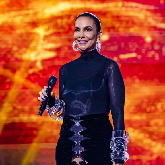 Direção do 'Criança Esperança' teria pedido aos apresentadores para interromperem a fala de Eliana sobre o 'Teleton'