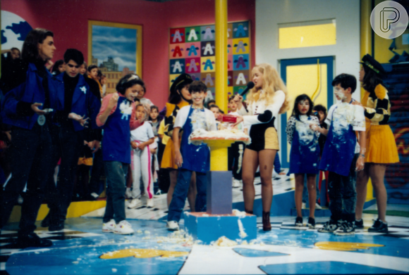 O 'Casa da Angélica' estreou em agosto de 1993 no SBT após uma série de adiamentos