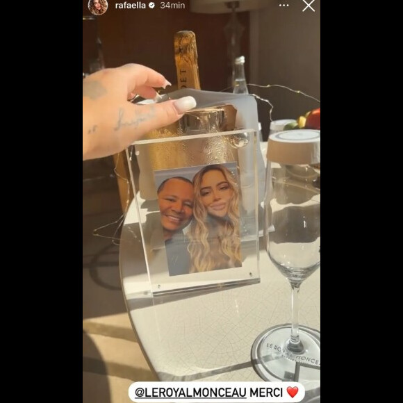 Rafaella Santos agradece hotel Le Royal Monceau por ter colocado fotos dos seus pais no quarto