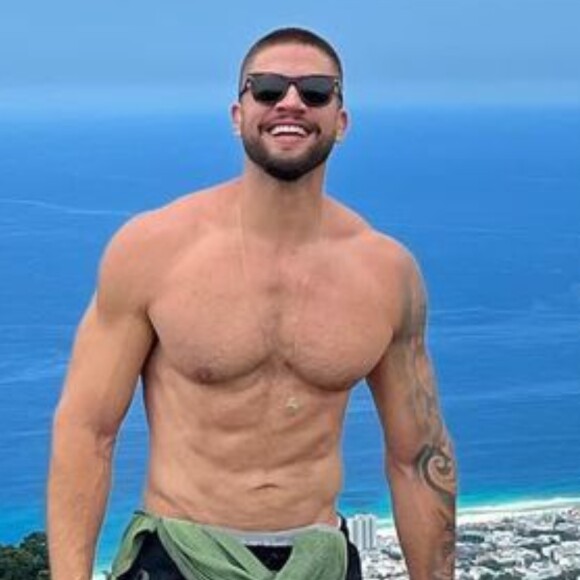 Rodrigo Godoy é acuasado de enganar assinantes do OnlyFans