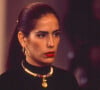 'Mulheres de Areia': na novela, Raquel (Gloria Pires) acaba com farsa, revela estar viva e faz forte exigência à irmã, Ruth (Gloria Pires)
