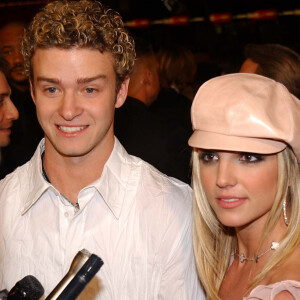 Britney Spears e Justin Timberlake namoraram de 1998 até 2002 quando a separação deles virou um escândalo da mídia americana