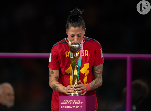 Copa do Mundo Feminina: Jenni Hermoso amenizou polêmica com Presidente da Federação