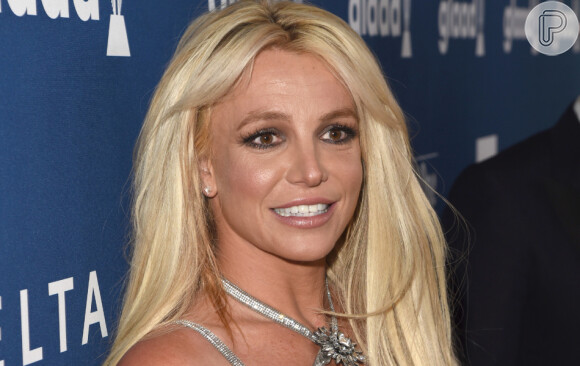 Britney Spears conseguiu se livrar da tutela do pai em 2021 após pressão pública