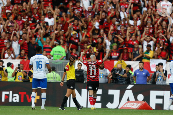 Flamengo x Internacional pela 21ª rodada do Brasileirão vai ter transmissão só do Première às 18h30 em 26 de agosto de 2023