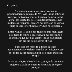 Namoro de Bella Campos e MC Cabelinho chegou ao fim e atriz criticou o fato de só ela ter sido cobrada para se pronunciar
