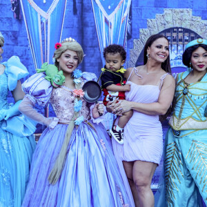 Filho de Viviane Araujo ganhou festa com tema Disney
