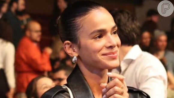 Whindersson Nunes revelou que o beijo enrte Bruna Marquezine e Xolo Maridueña demora a acontecer no filme