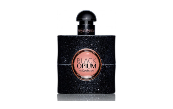 Perfume Black Opium, da Yves Saint Laurent, é forte e se inspirou no movimento artístico do chiaroscuro para dar origem a uma fragrância cheia de contrastes
