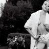 Miley Cyrus posa para as lentes de Karl Lagerfeld, diretor criativo da Chanel, em ensaio para a revista 'V Magazine'